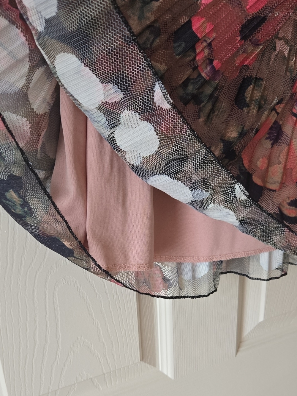 Metro Wear Pink Floral Pleated Midi Skirt - Picture 4 of 5
